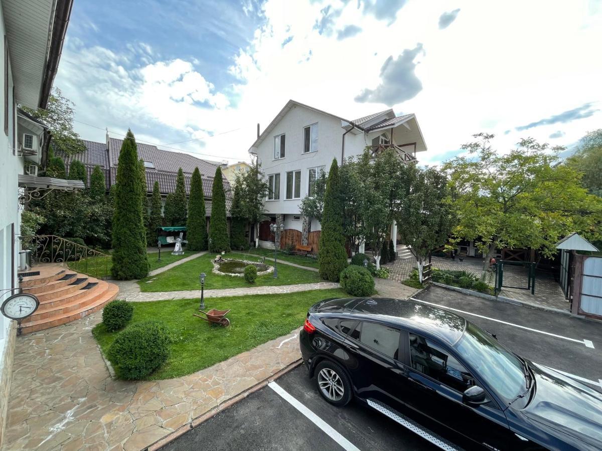 Apartments With Kitchen And Garden Kiev Exterior foto